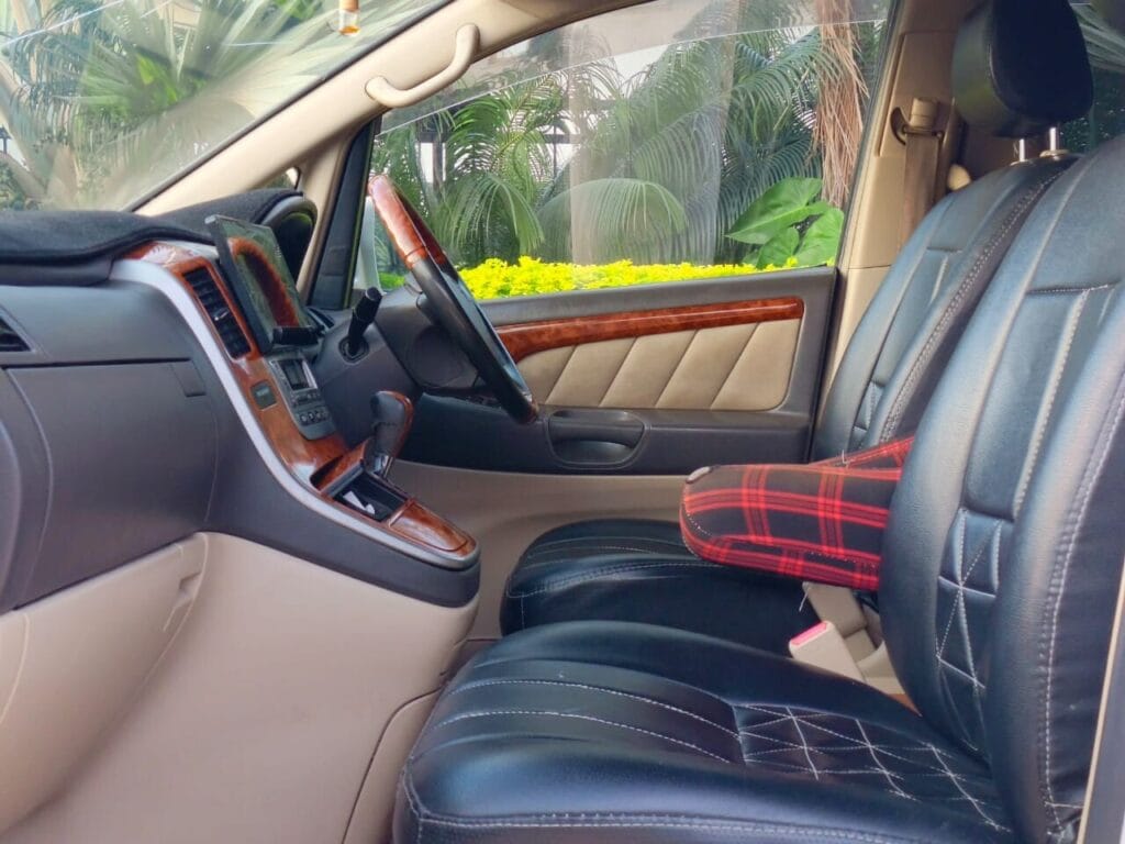 Toyota Alphard bei poa sokoni Dar es salaam Tanzania