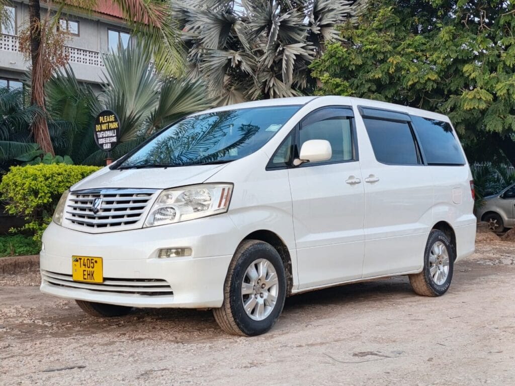 Magari Alphard 2006 lipo Dar es salaam