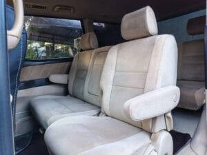 Bei ya Toyota Alphard 2006 Sokoni Dar es salaam Tanzania