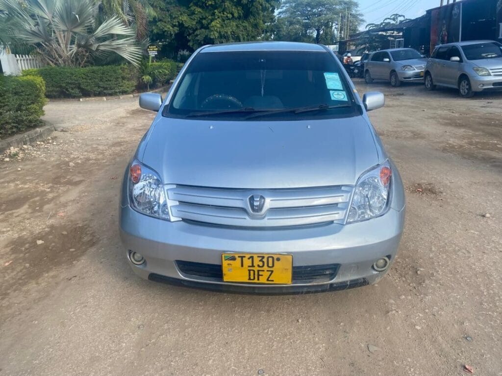 Toyota IST 2005 for Sale in Dodoma