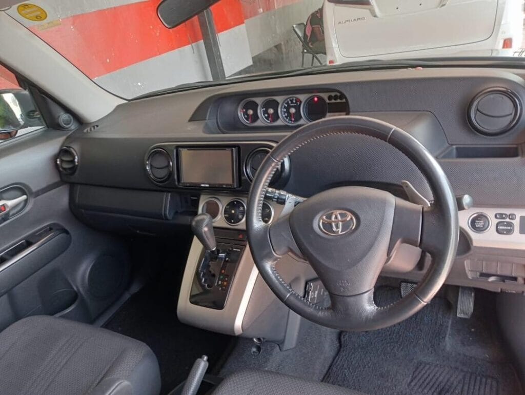 Magari Sokoni Toyota Rumion ya Bei Poa 2008