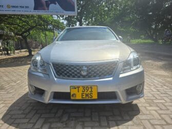 Price of Used Toyota Crown 2010 for Sale in Dar es Salaam Tanzania