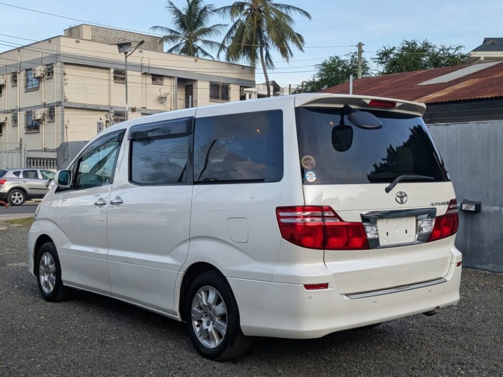 Magari Used Toyota Alphard 2007 Dar es salaam Tanzania