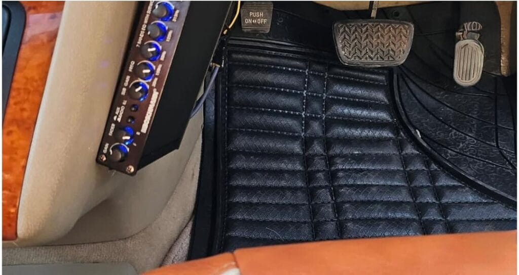Toyota Harrier bei poa sokoni Dar es Salaam Tanzania
