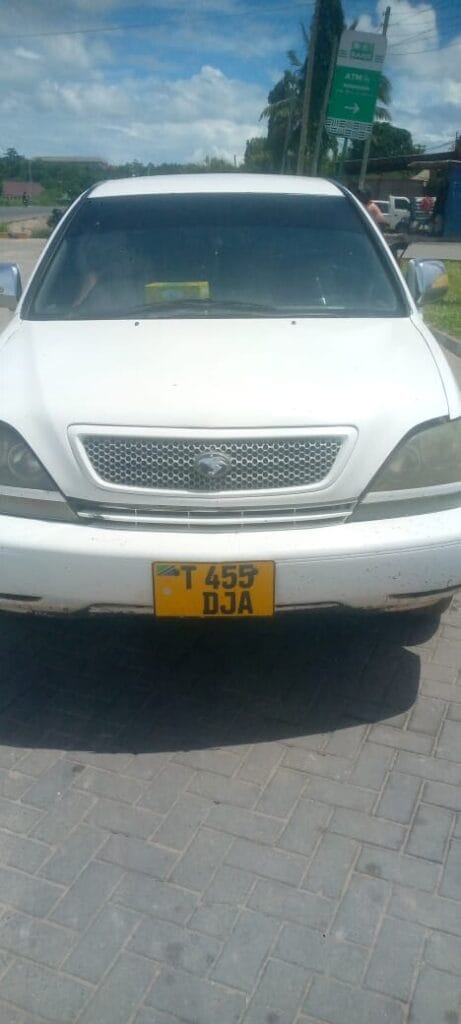 Magari Sokoni Toyota Harrier ya Bei Poa 2001
