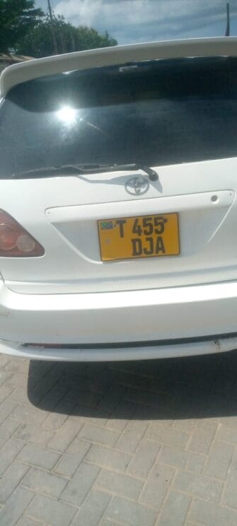 Bei Ya Toyota Harrier 2001 Sokoni Dar es salaam Tanzania