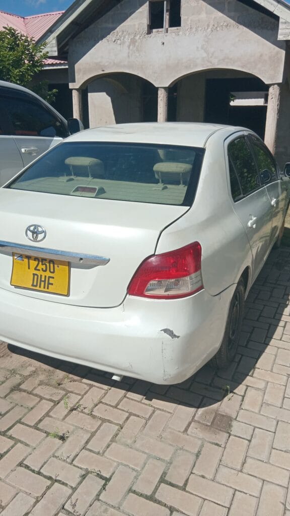 Toyota Belta 2004 for Sale in Dar es salaam