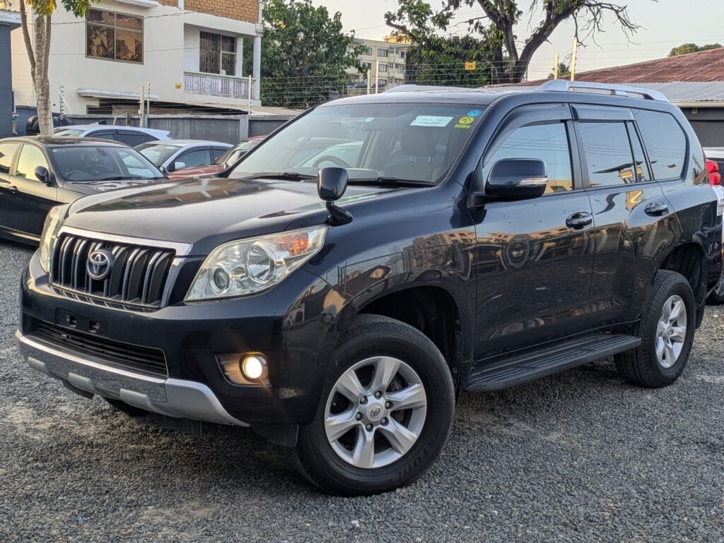 Toyota Land Cruiser Prado 2009 Inauzwa Dar es Salaam Tanzania