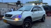 Magari Sokoni Toyota Harrier ya Bei Poa 2002
