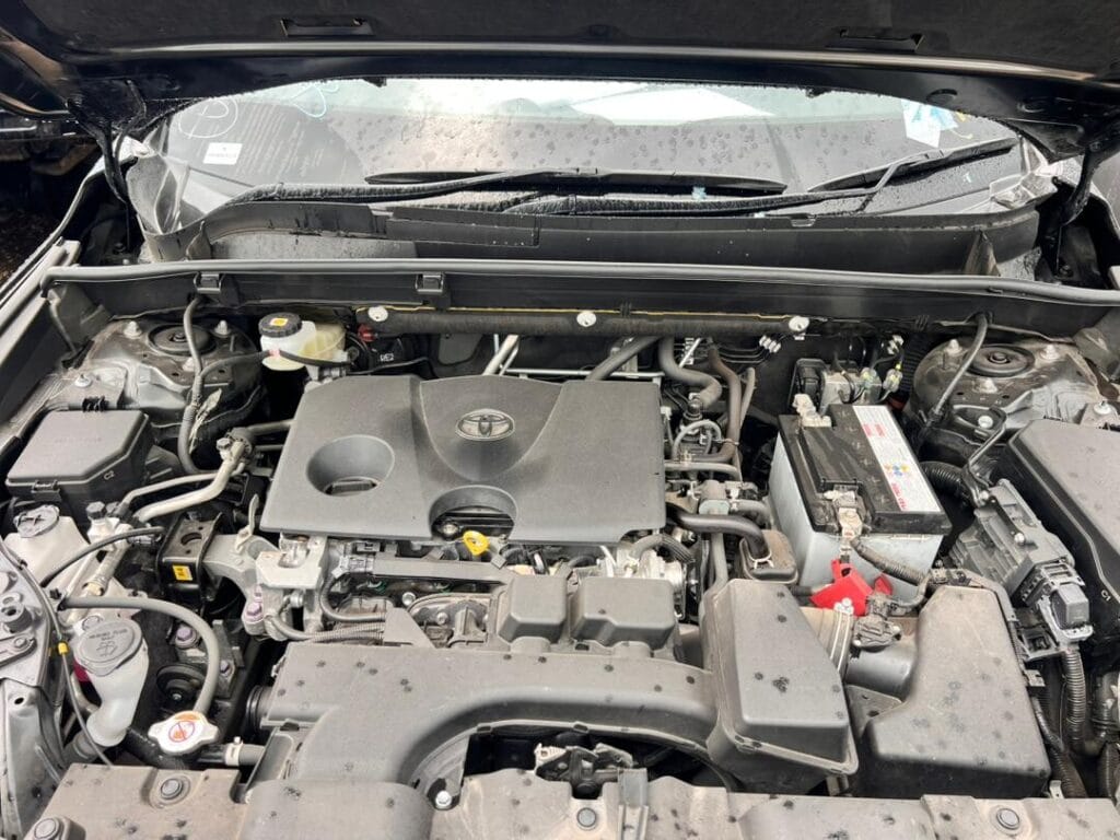 Toyota Harrier bei poa sokoni Dar es salaam Tanzania