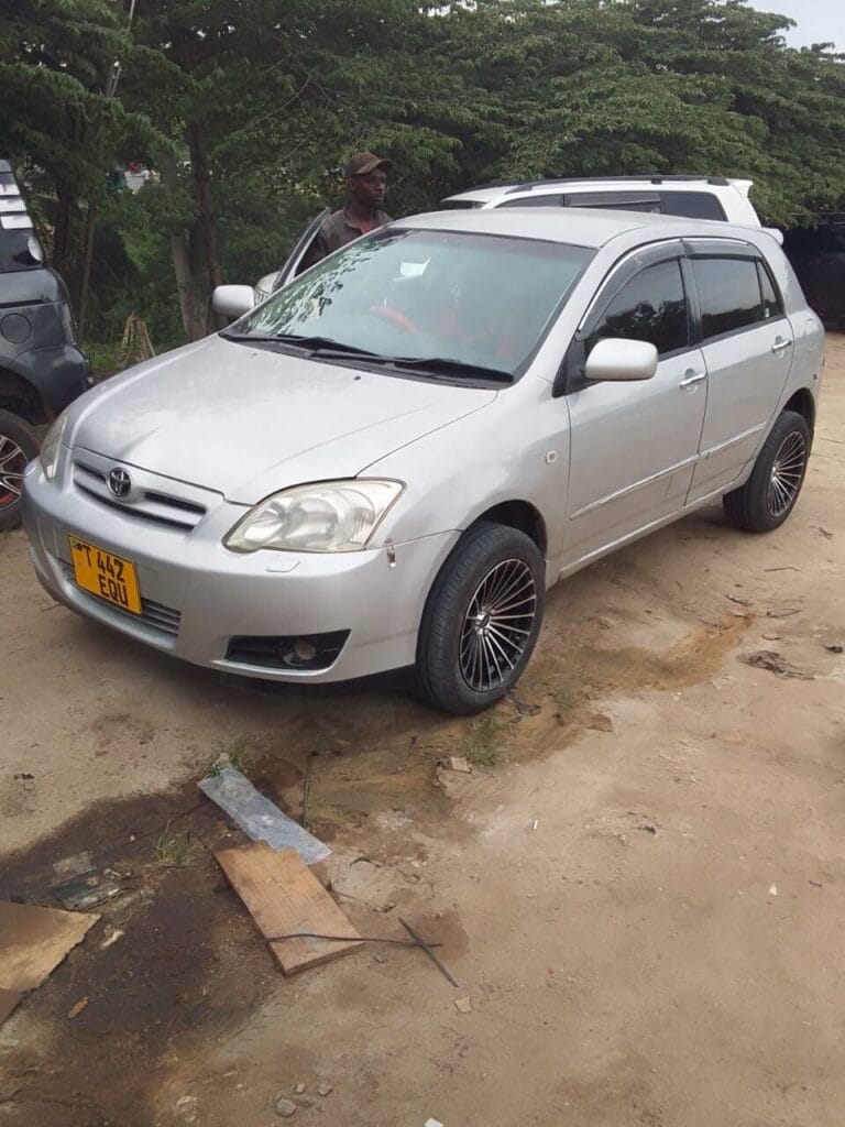 Toyota RunX 2004 for Sale in Dar es salaam