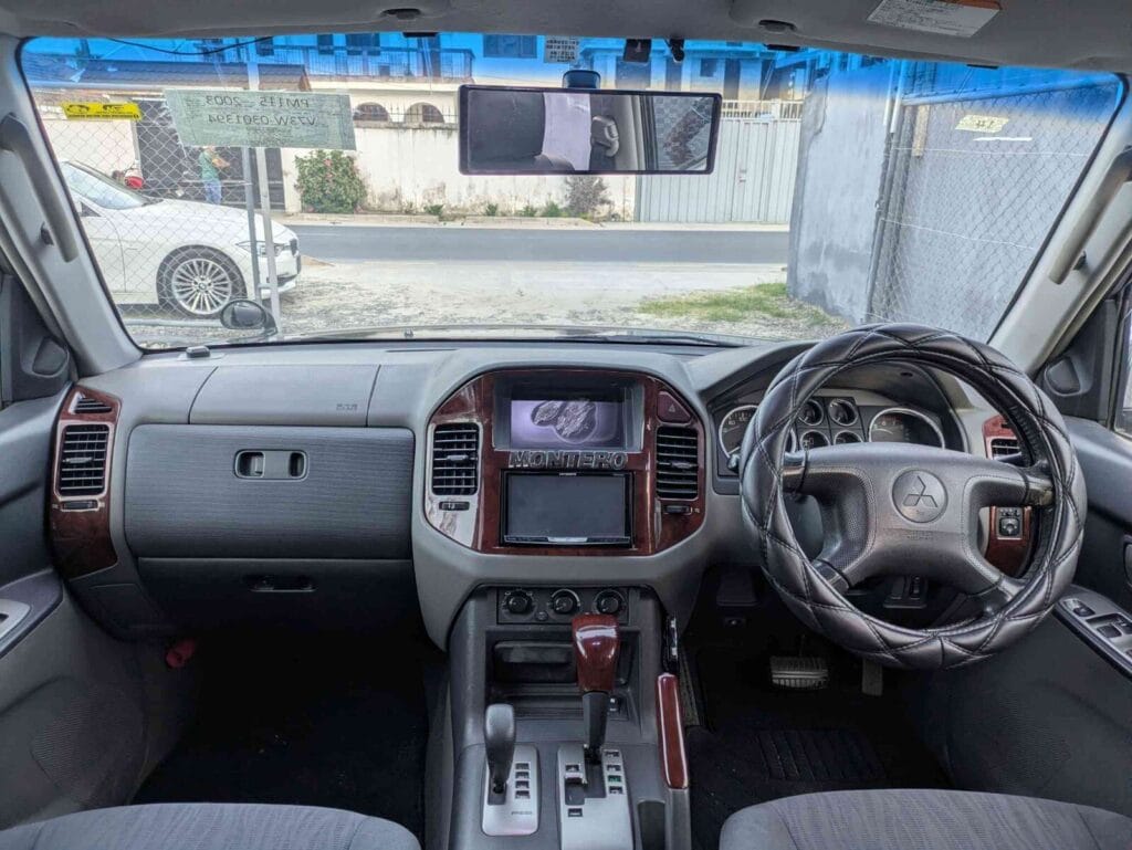 Mitsubishi Pajero 2003 for Sale in Dar es salaam