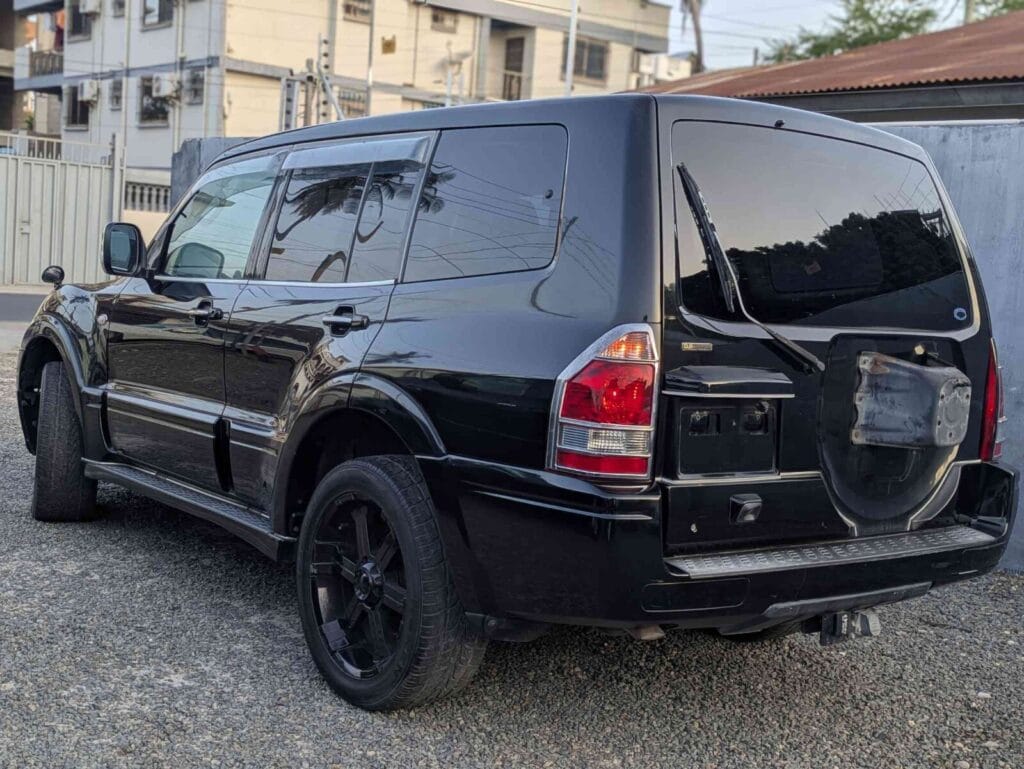 Price Of Mitsubishi Pajero 2003 for Sale in Tanzania