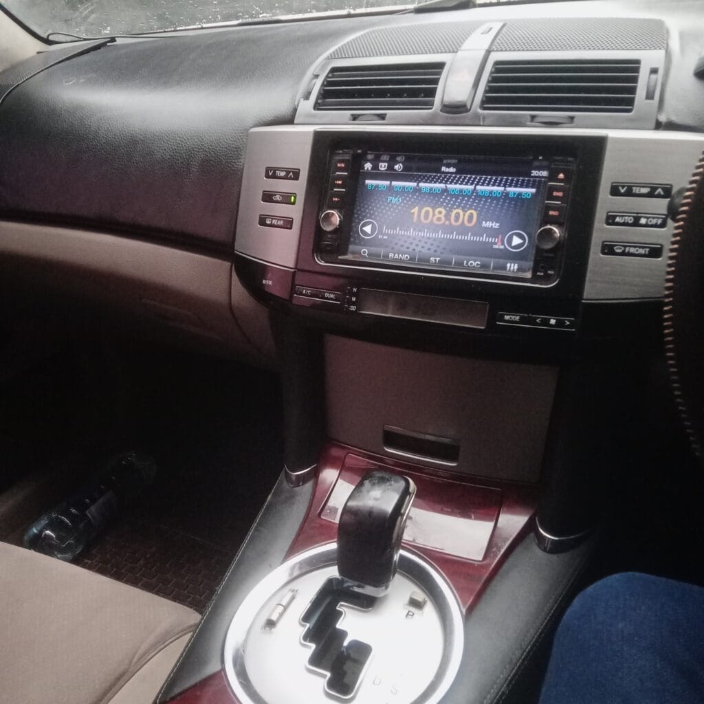 Used Toyota Mark X 2005 for Sale in Dar es salaam