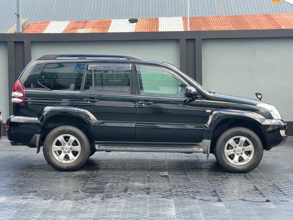 For Sale Toyota Land Cruiser Prado 2006 in Dar es Salaam