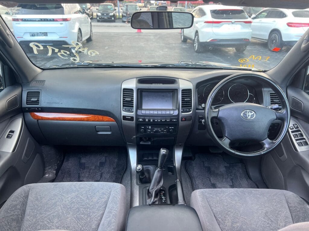 Toyota Land Cruiser Prado 2006 for Sale in Dar es Salaam