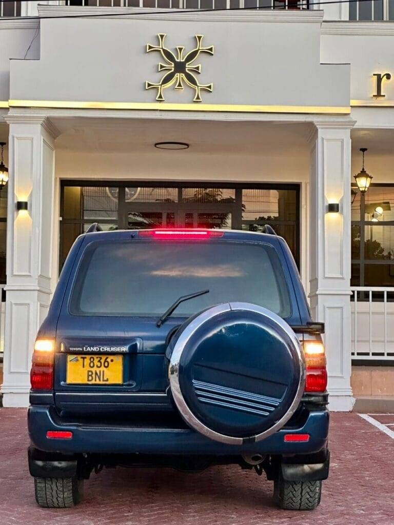 Toyota Land Cruiser Prado 2003 Inauzwa Dar es salaam Tanzania