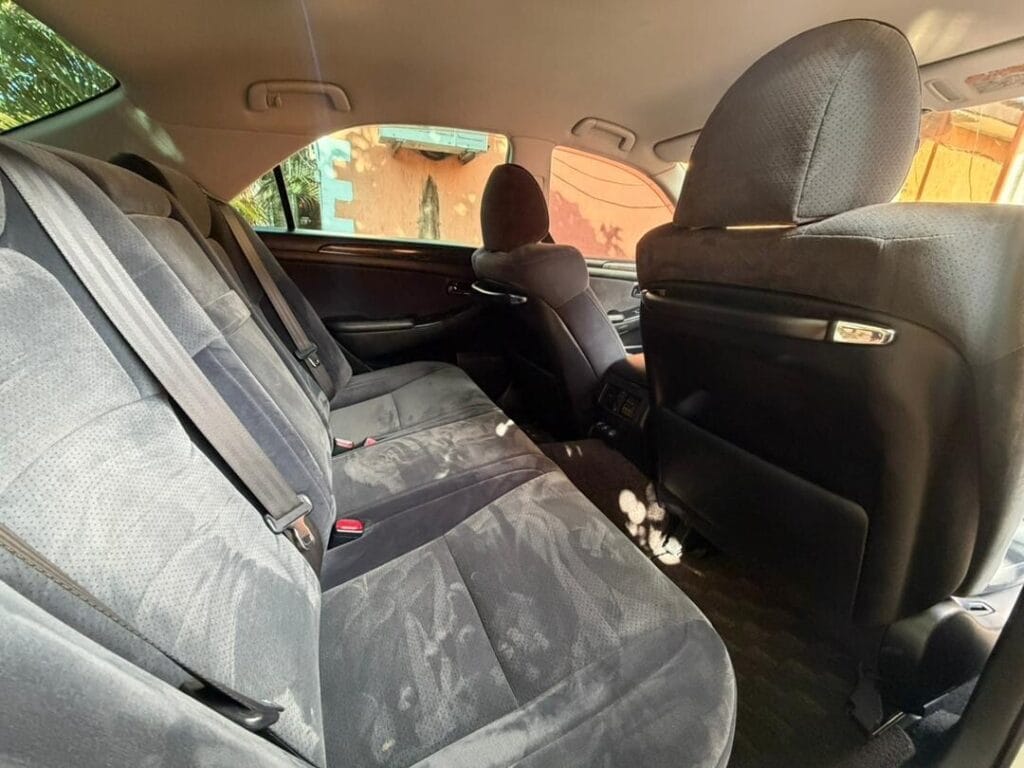 Used Toyota Crown 2005 for Sale in Dar es salaam
