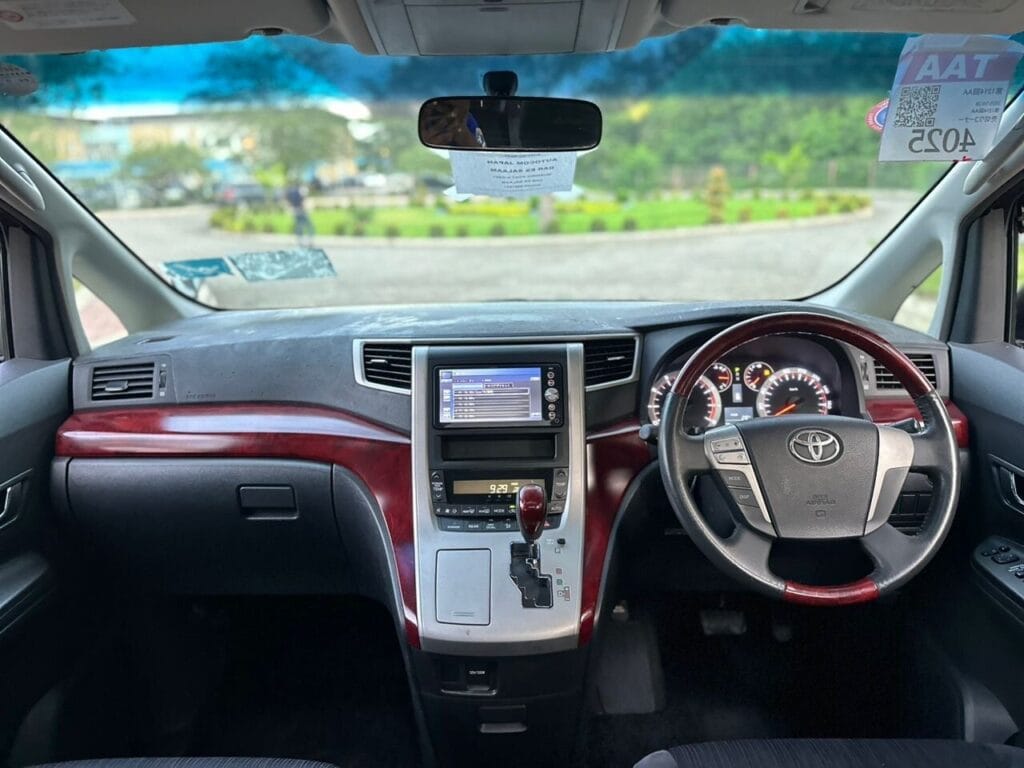 Price Toyota Velfire 2008 for Sale in Dar es salaam