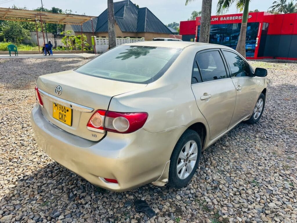 Used Toyota Corolla Altis 2007 for Sale in Mwanza