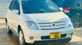 Toyota IST bei poa sokoni Mwanza Tanzania