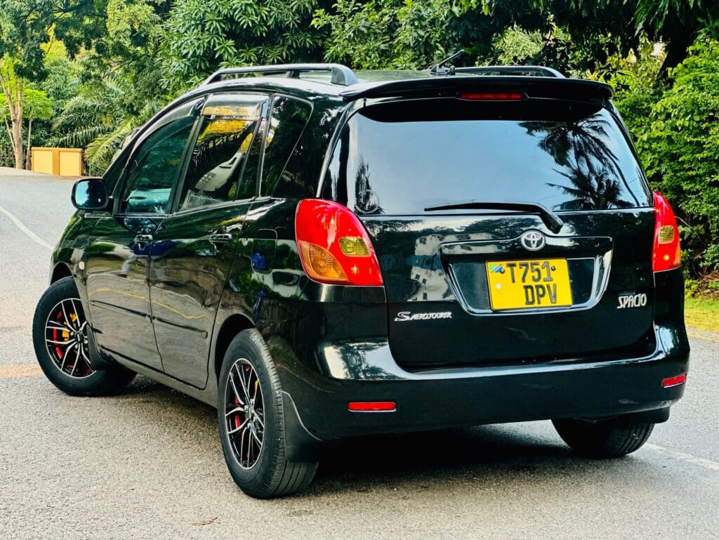 Price Toyota Spacio 2005 for Sale in Mwanza