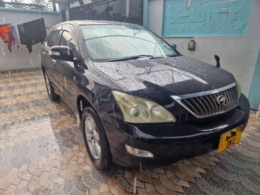 Magari Used Toyota Harrier 2010 Dar es Salaam Tanzania