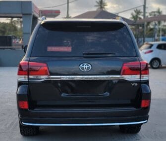 Bei Ya Toyota Land Cruiser V8 2019 Sokoni Dar es salaam Tanzania