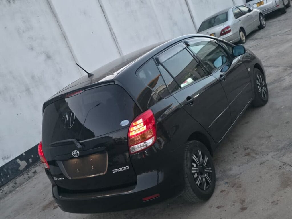 Price Toyota Spacio 2005 for Sale in Dar es Salaam