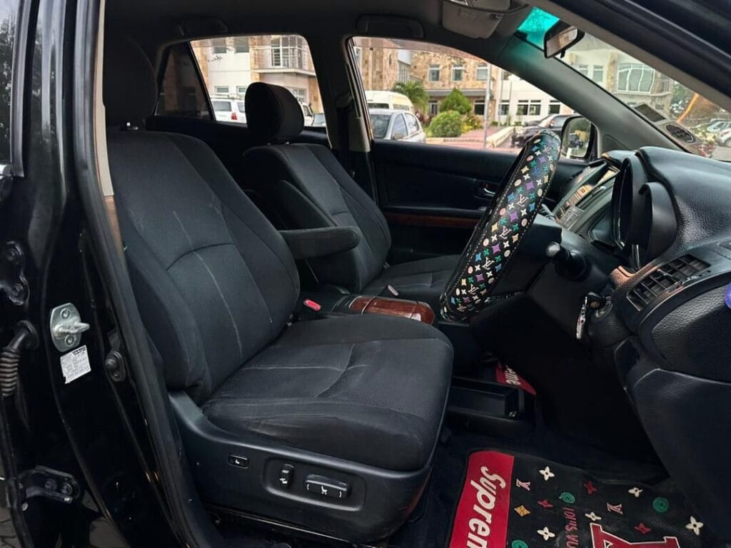 Price Of Toyota Harrier 2008 for Sale in Tanzania