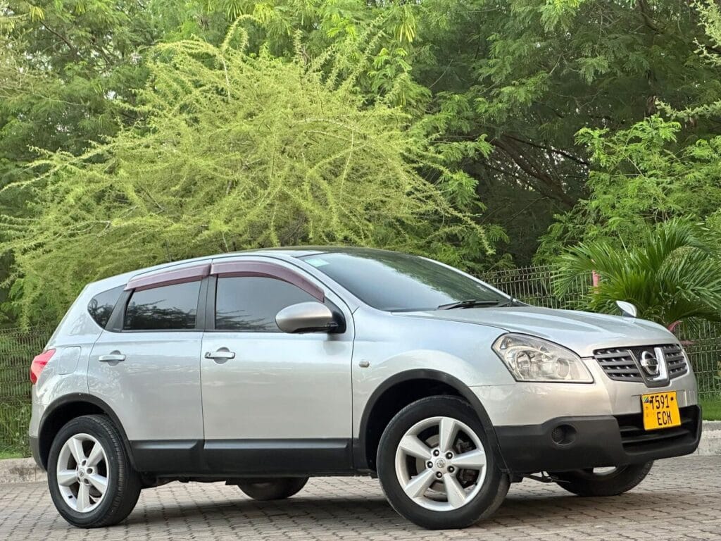 Magari Dualis 2009 lipo Dar es Salaam