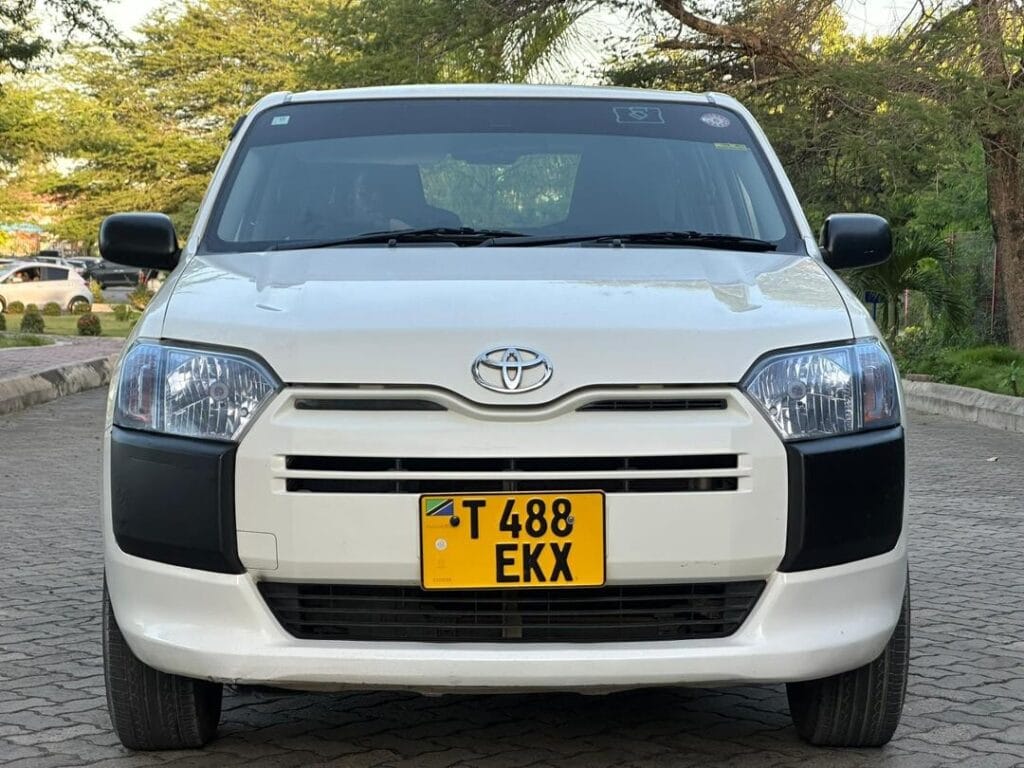 Bei ya Toyota Probox 2011 Sokoni Dar es Salaam Tanzania