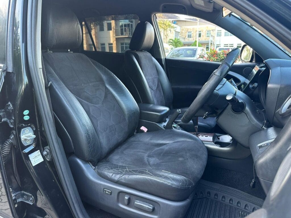 For Sale Toyota Vanguard 2009 in Dar es Salaam