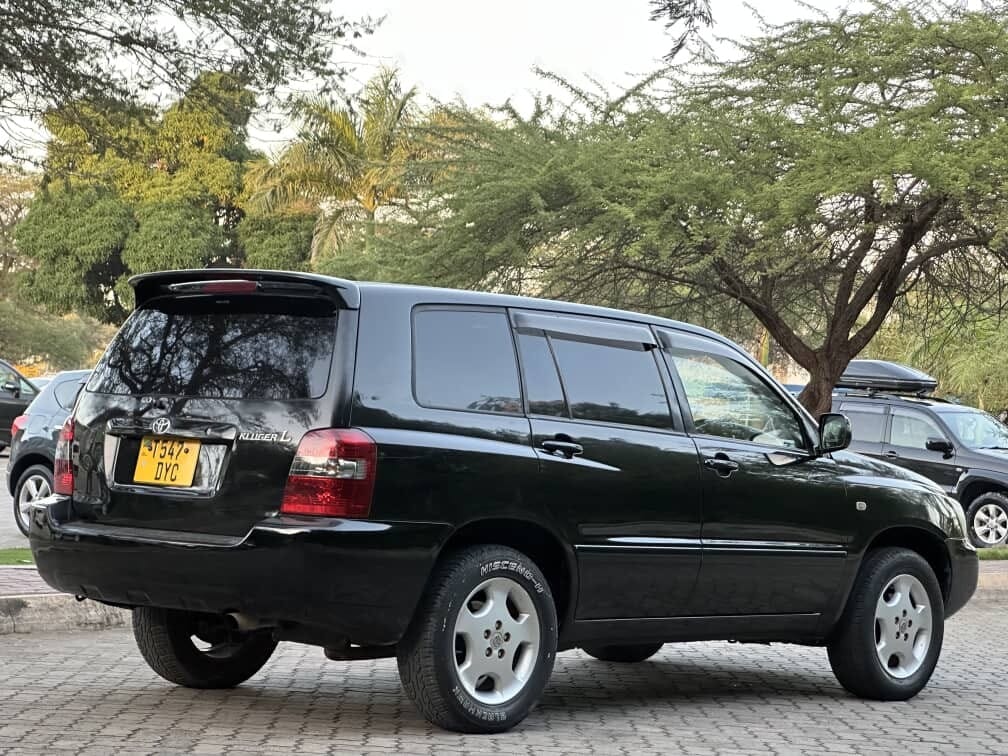 Toyota Kluger 2006 for Sale in Dar es Salaam
