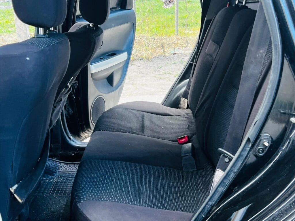 Used Toyota IST 2004 for Sale in Dar es Salaam