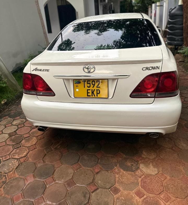 Price Of Toyota Crown 2007 for Sale in Tanzania