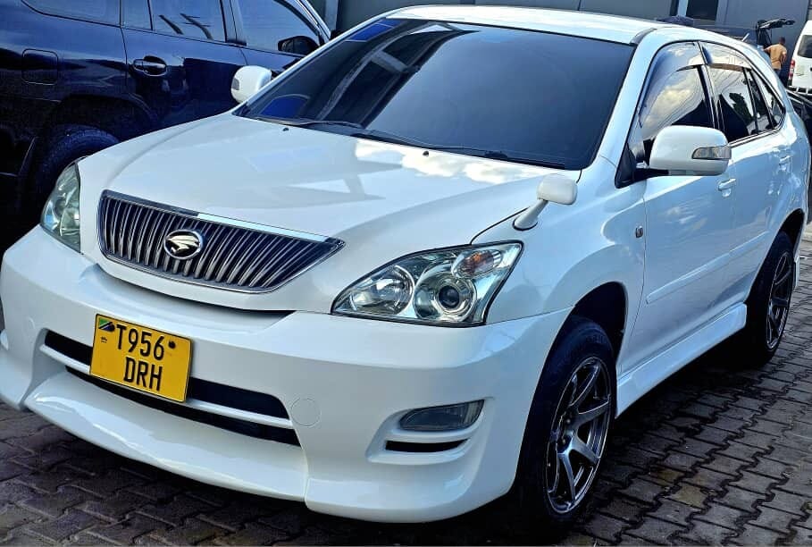 Used Toyota Harrier 2005 for Sale in Dar es Salaam