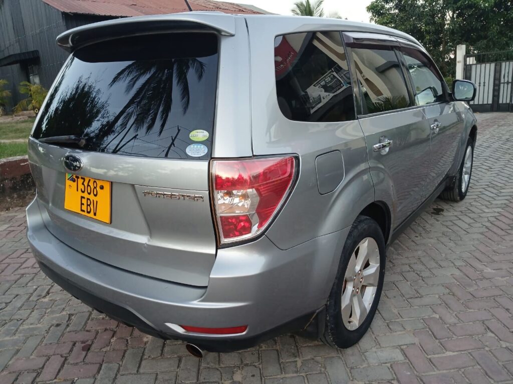 Subaru Forester bei poa sokoni Dar es Salaam Tanzania