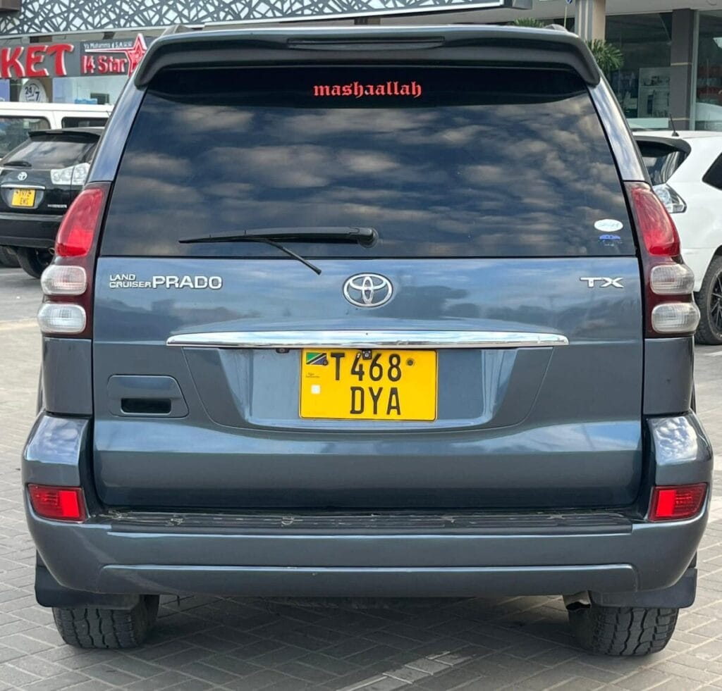 Toyota Land Cruiser Prado 2005 Inauzwa Dar es Salaam Tanzania
