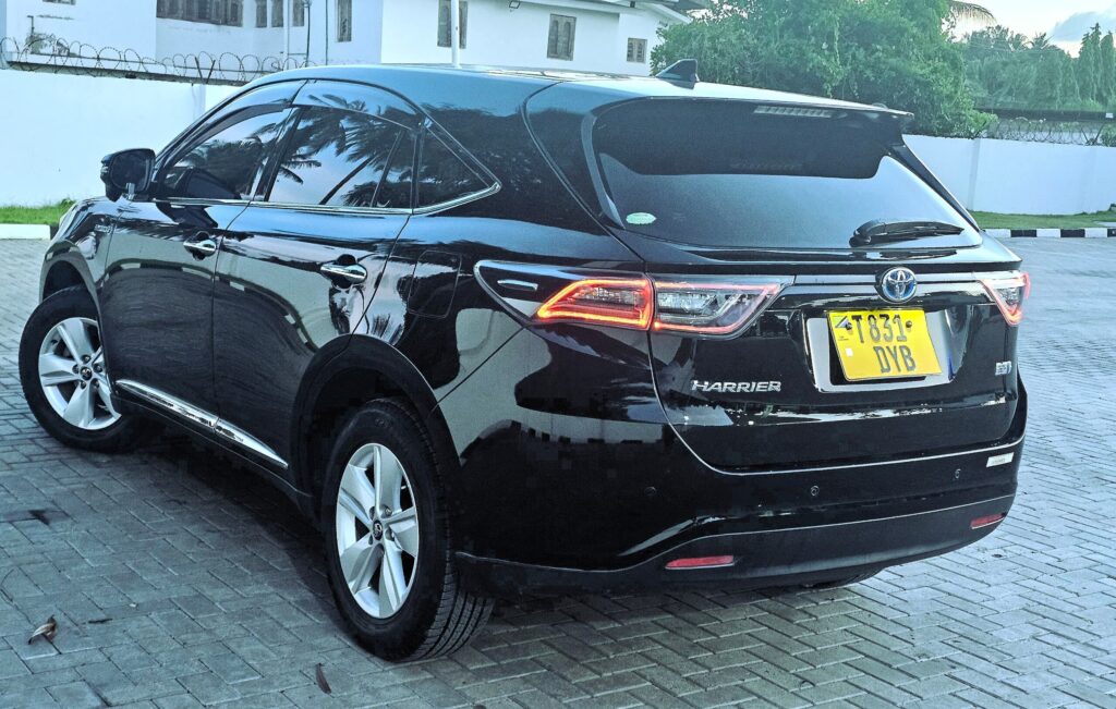 Toyota Harrier 2014 for Sale in Dar es Salaam