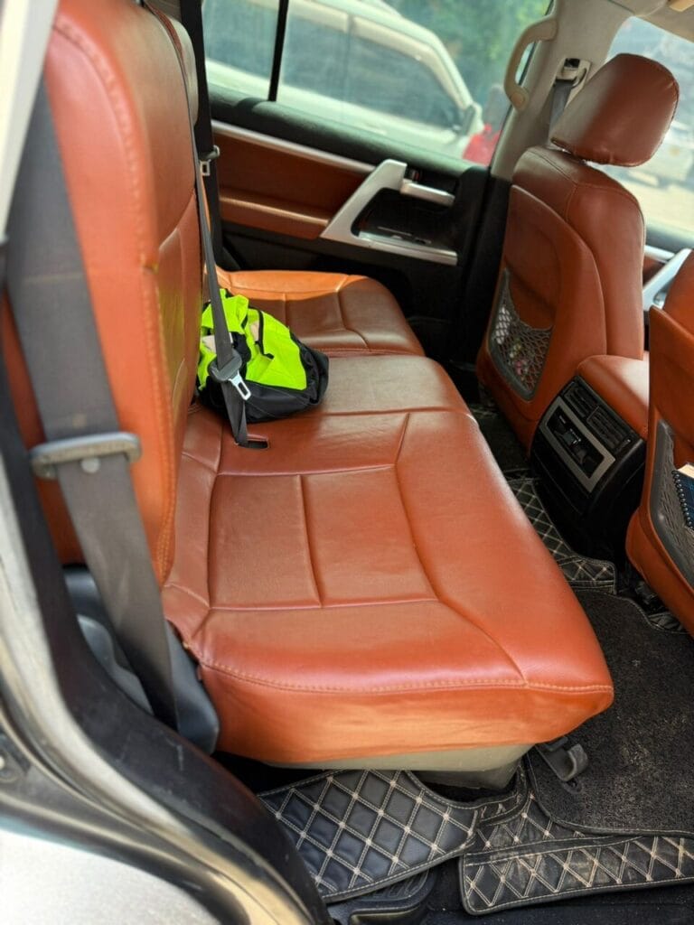 Used Toyota Land Cruiser V8 2008 for Sale in Dar es Salaam