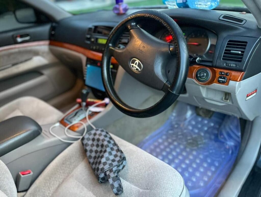 Price Toyota Mark II 2003 for Sale in Dar es Salaam
