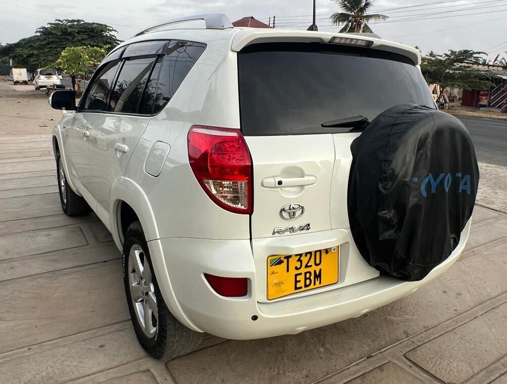 For Sale Toyota Rav4 2008 in Dar es Salaam