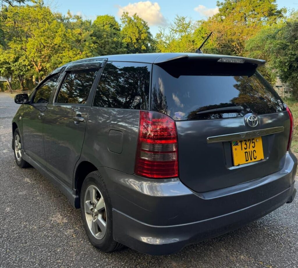 Price Of Toyota Wish 2005 for Sale in Tanzania