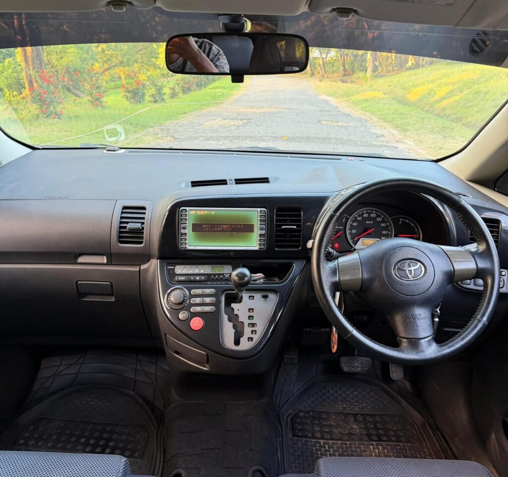 Price Toyota Wish 2005 for Sale in Dar es Salaam