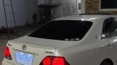 Toyota Crown bei poa sokoni Dar es Salaam Tanzania