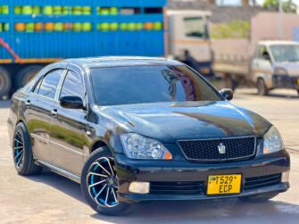 Bei Ya Toyota Crown 2005 Sokoni Dar es Salaam Tanzania