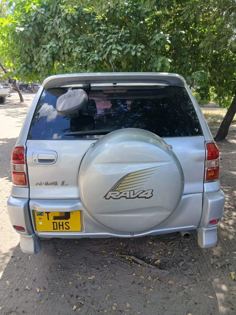 For Sale Toyota Rav4 2004 in Dar es Salaam