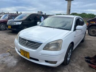 Bei Ya Toyota Premio 2003 Sokoni Dar es Salaam Tanzania