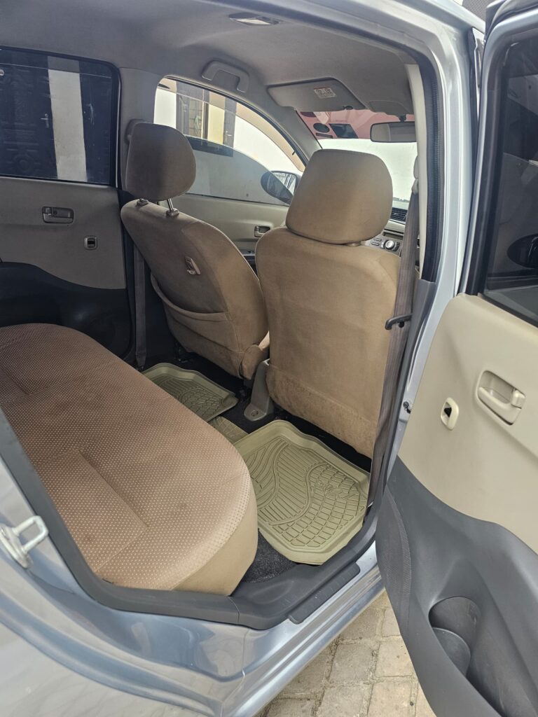 Magari Used Daihatsu Mira 2009 Dar es Salaam Tanzania